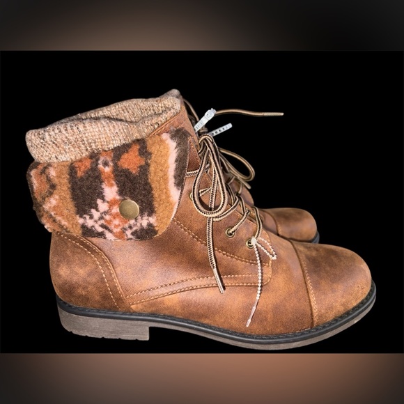 Cliffs by White Mountain Duena Combat Boots Brown Women’s Hiking Boots size 10 - Picture 2 of 5